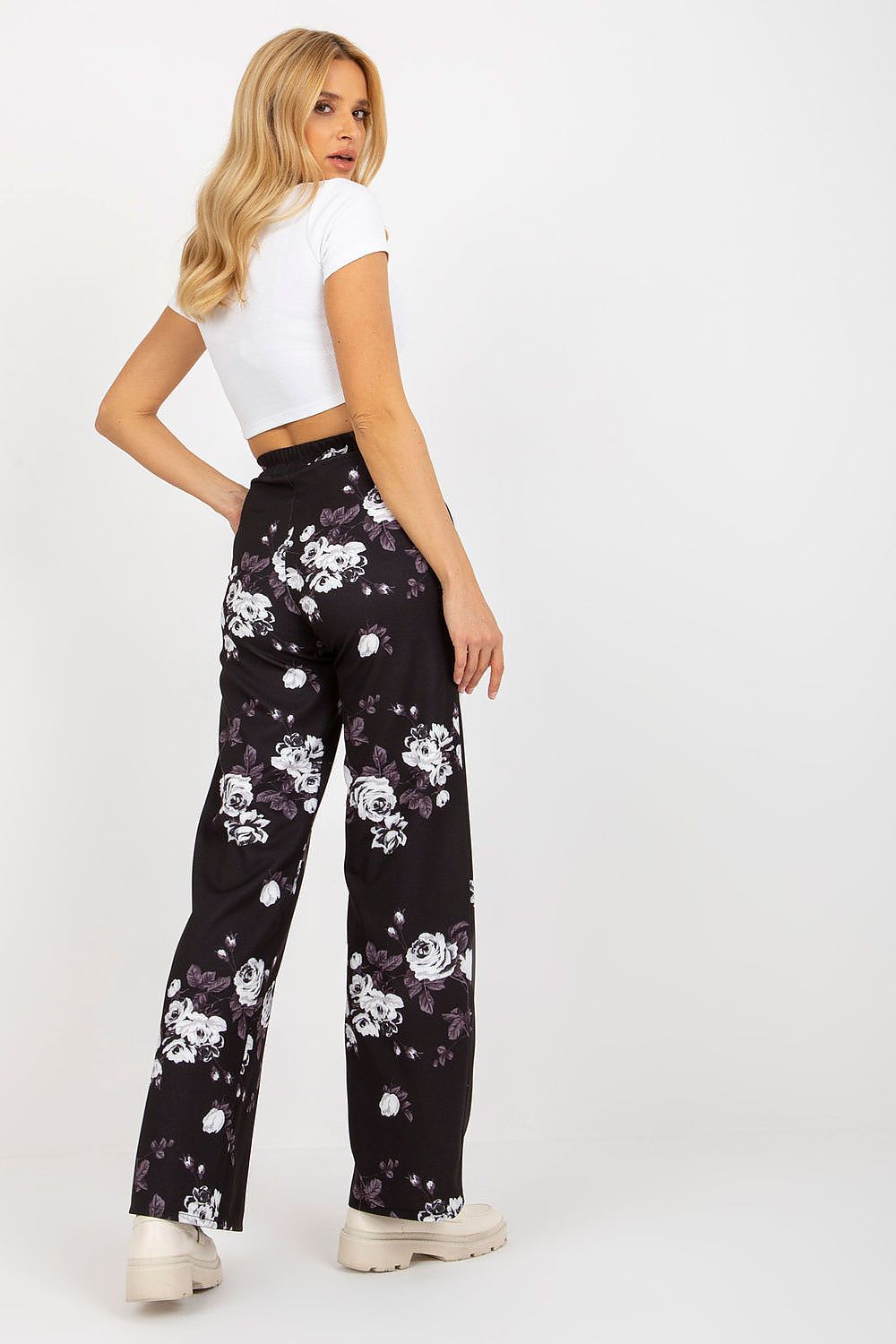 Elegant High-Waisted Women’s Wide-Leg Trousers by Lakerta - Comfortable Cotton Blend
