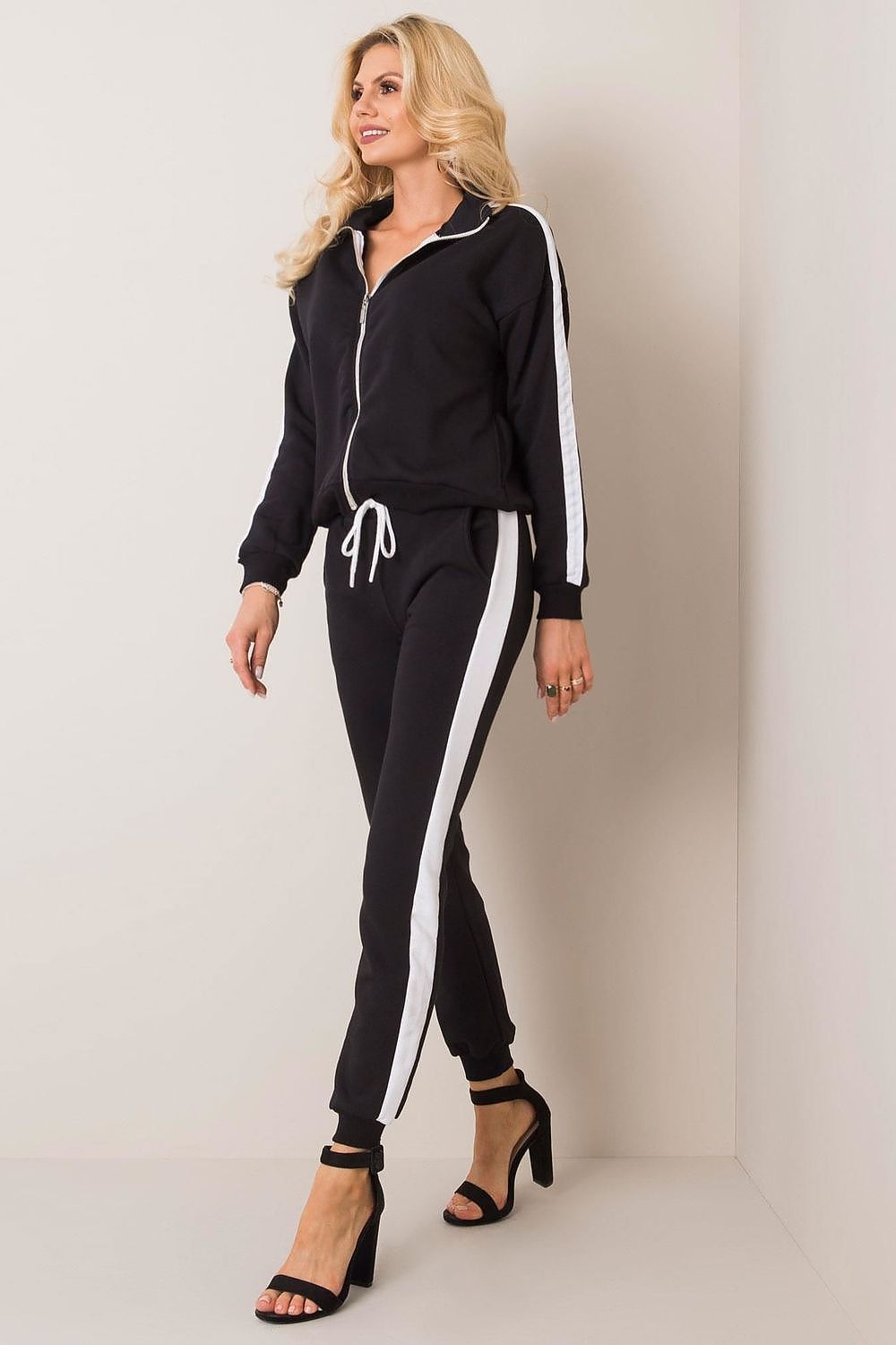 BFG Women's Luxury Zip-Up Sweatshirt Set with Contrasting Piping and Slip Pockets