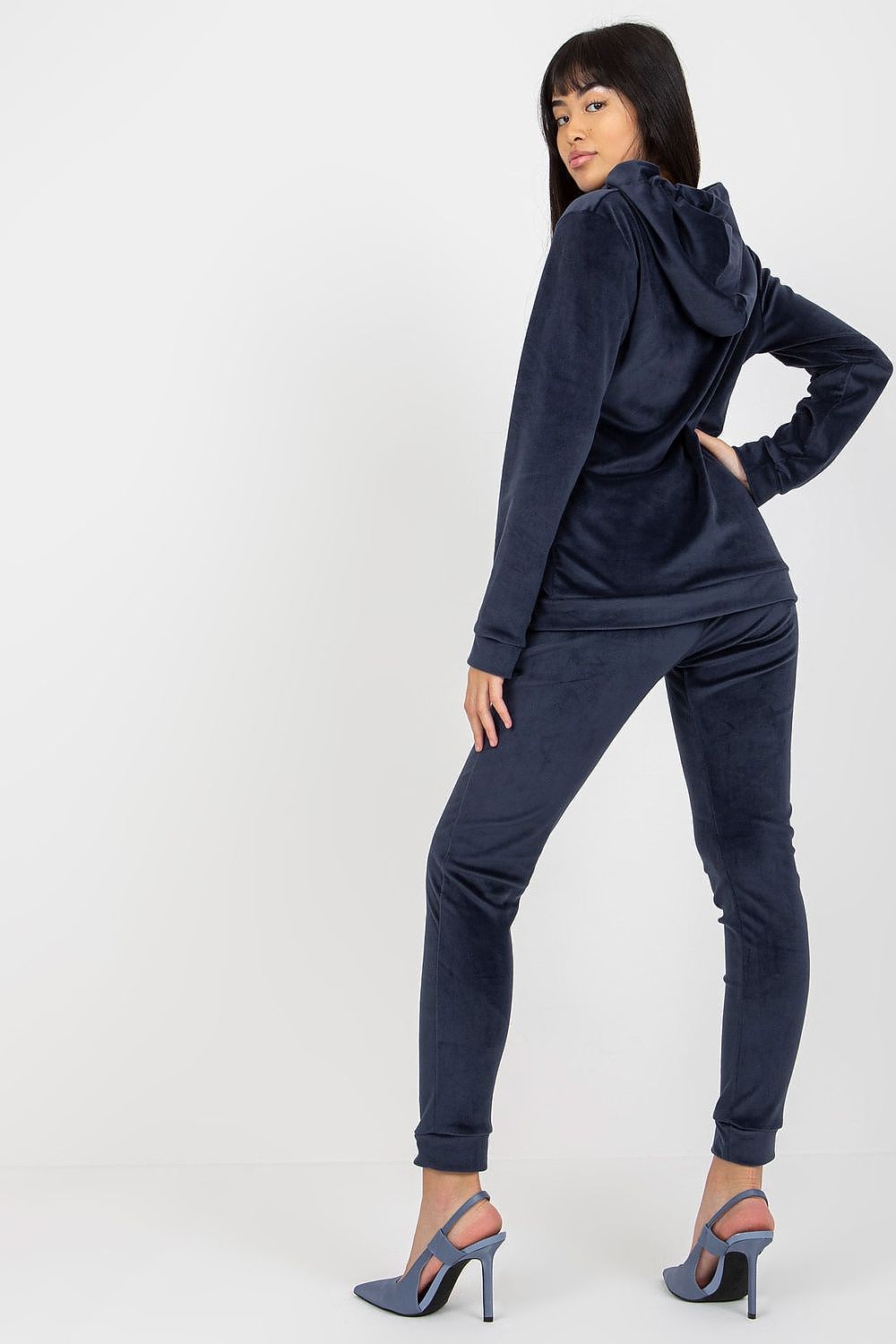 Luxurious Velour Loungewear Set: Hooded Sweatshirt & Long Pants with Pockets