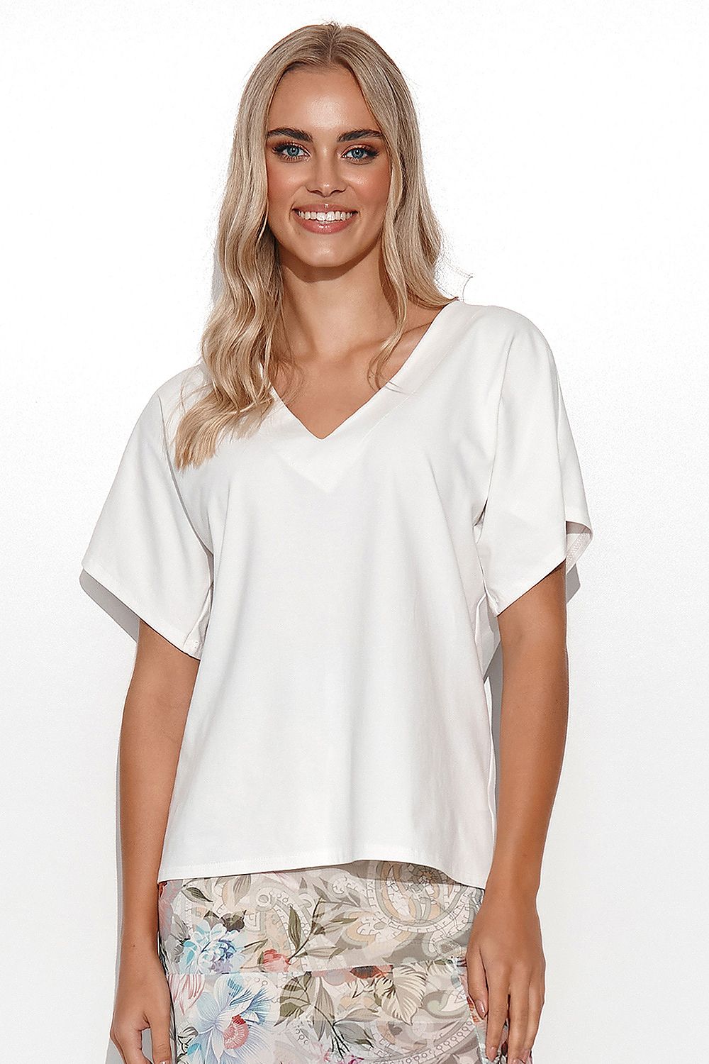 Elegant Heart Neckline Cotton Blouse for Women - Versatile Casual Style by Makadamia