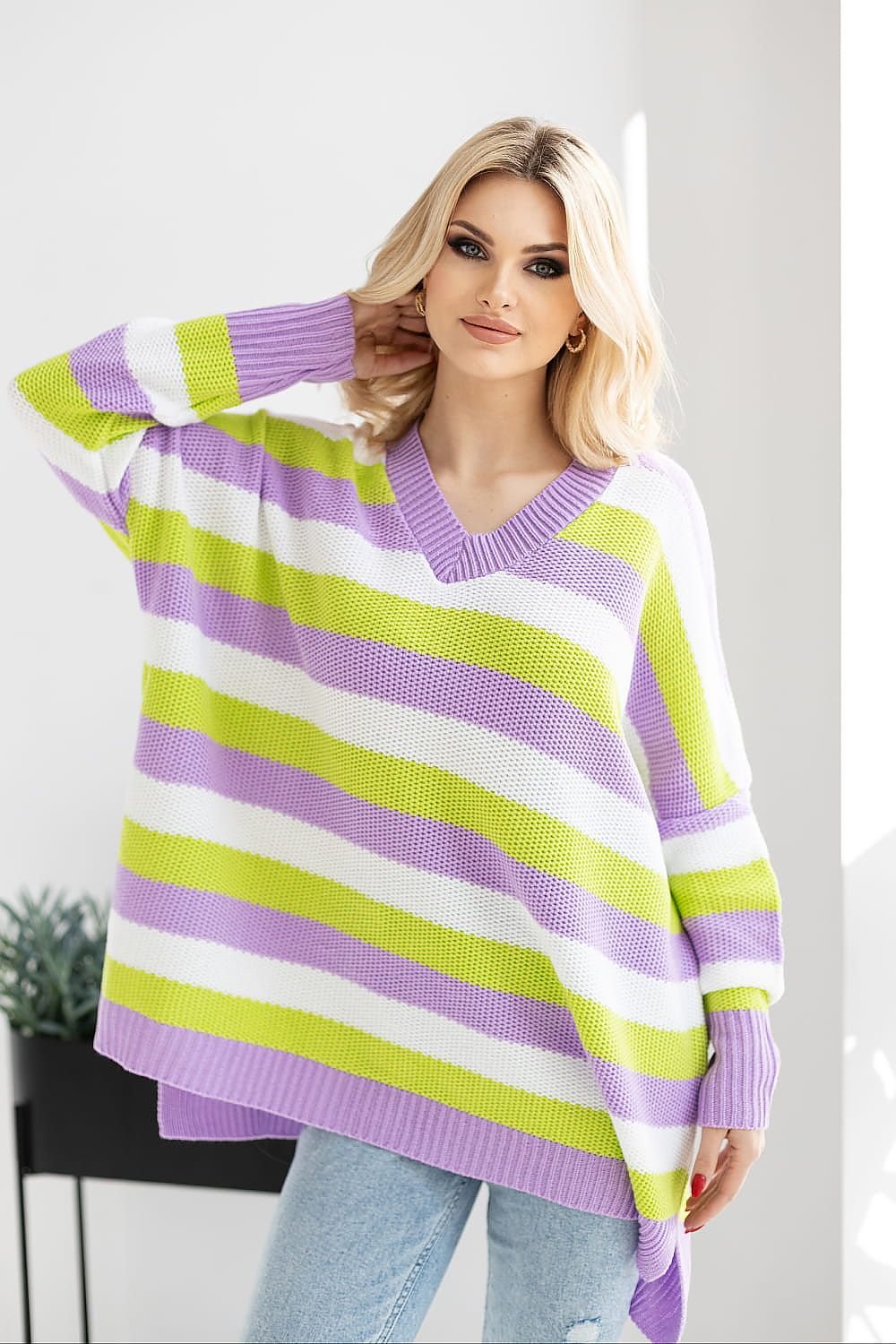 Elegant Loose-Fitting Acrylic Sweater With Heart Neckline And Colourful Stripes
