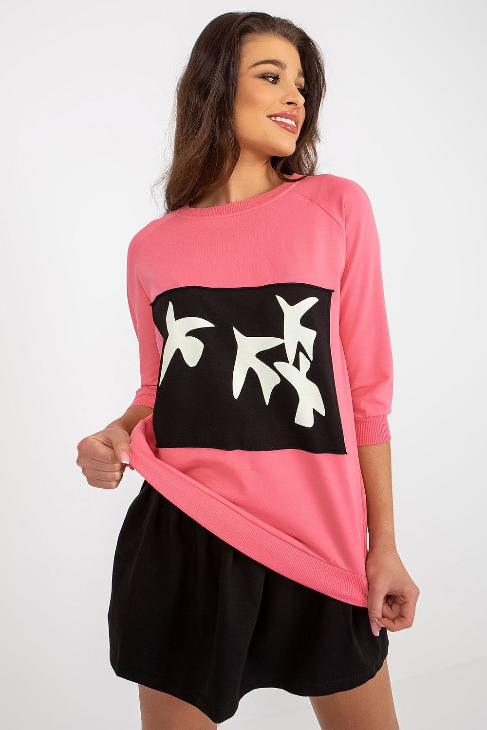 Elegant 2-Piece Sweatshirt Set with Skirt - Round Neckline, Decorative Print & Premium Fabric