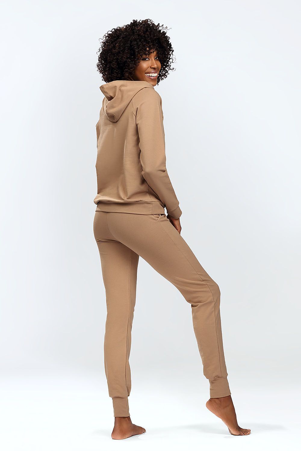 DKaren Luxury Hoodie and Classic Sweatpants Set – Comfortable Homewear with Front Pocket