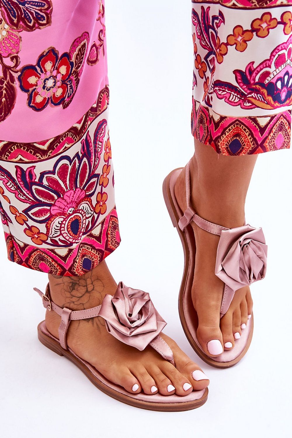 Luxury Fabric Sandals with 1.5cm Heel - Stylish Step-In Comfort for Women in Multiple Sizes