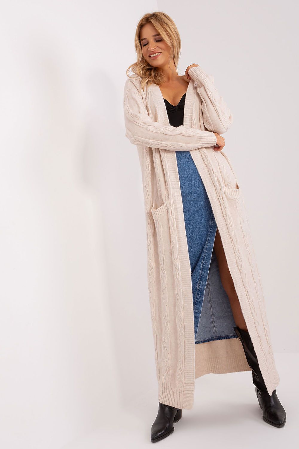 Luxury Ankle-Length Cardigan in Warm Acrylic Blend – Perfect for Everyday Wear