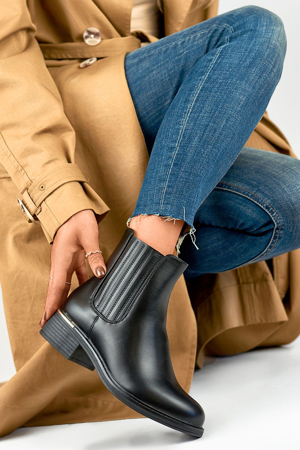 PRIMO Elegant Eco Leather Ankle Boots with 13 cm Upper and 4 cm Heel - Perfect for Autumn/Winter