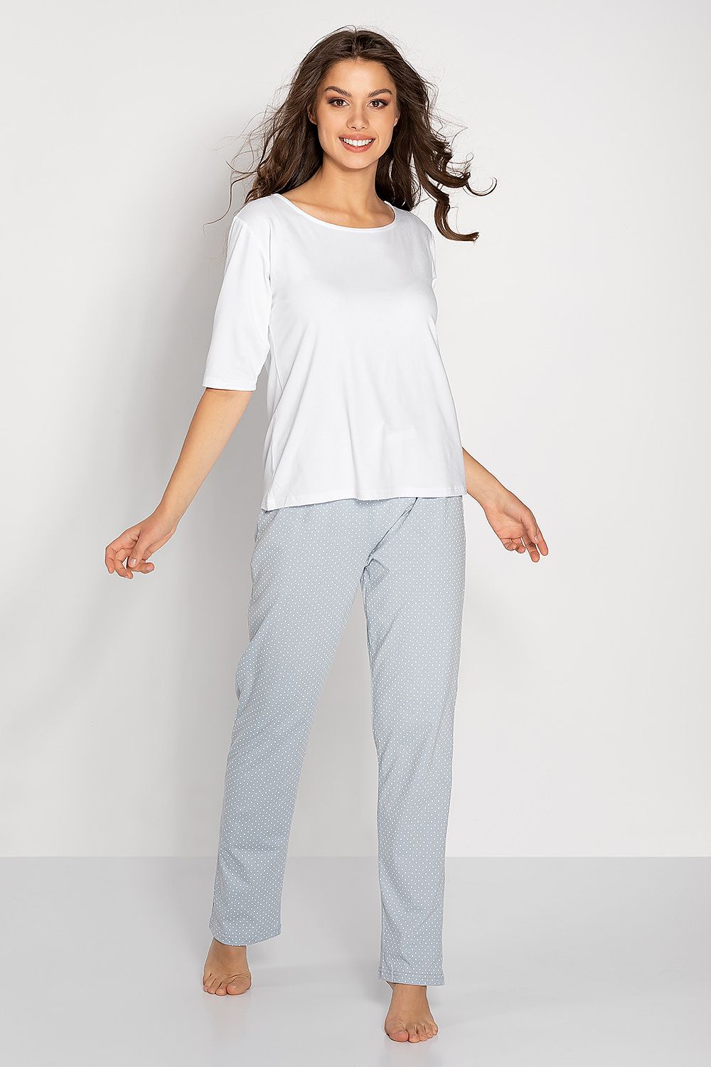Elegant Women's Pajama Set by Momenti Per Me - Breathable Cotton & Viscose, U Neckline, Oversized Fit