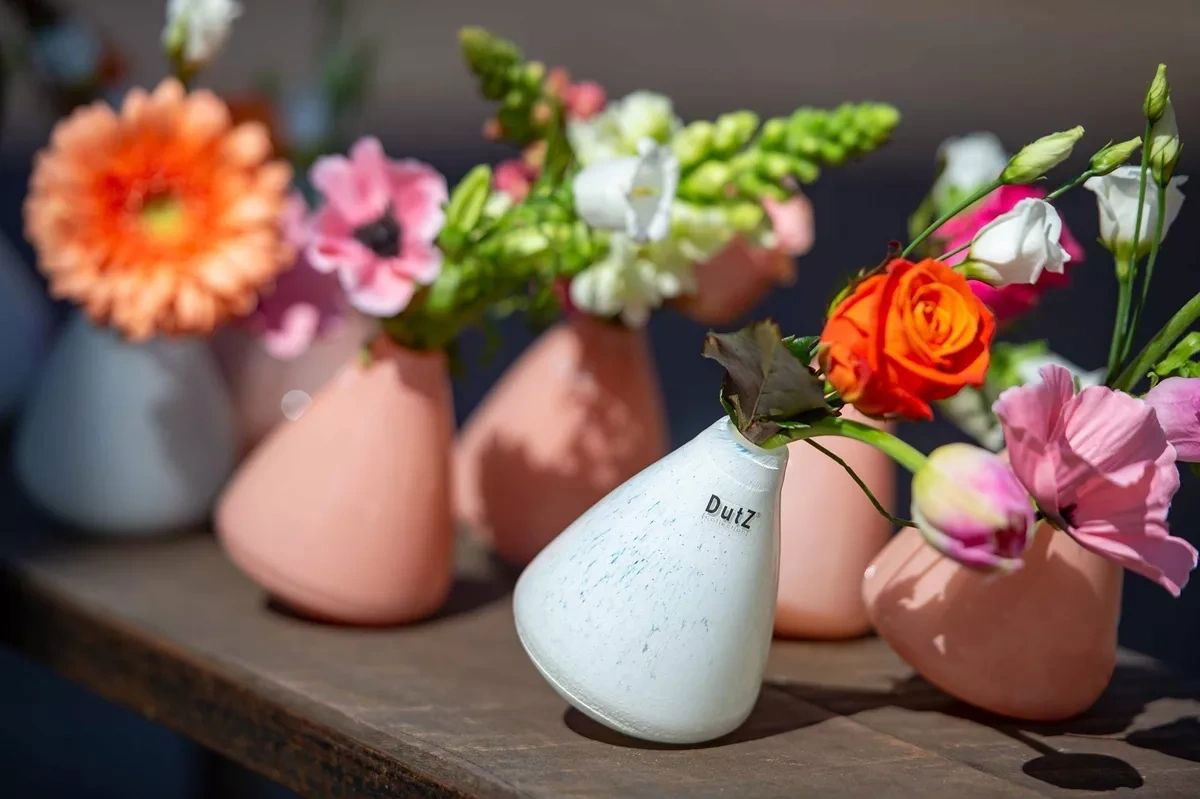 TUMBLING VASE - H12 D10 cm - WHITE