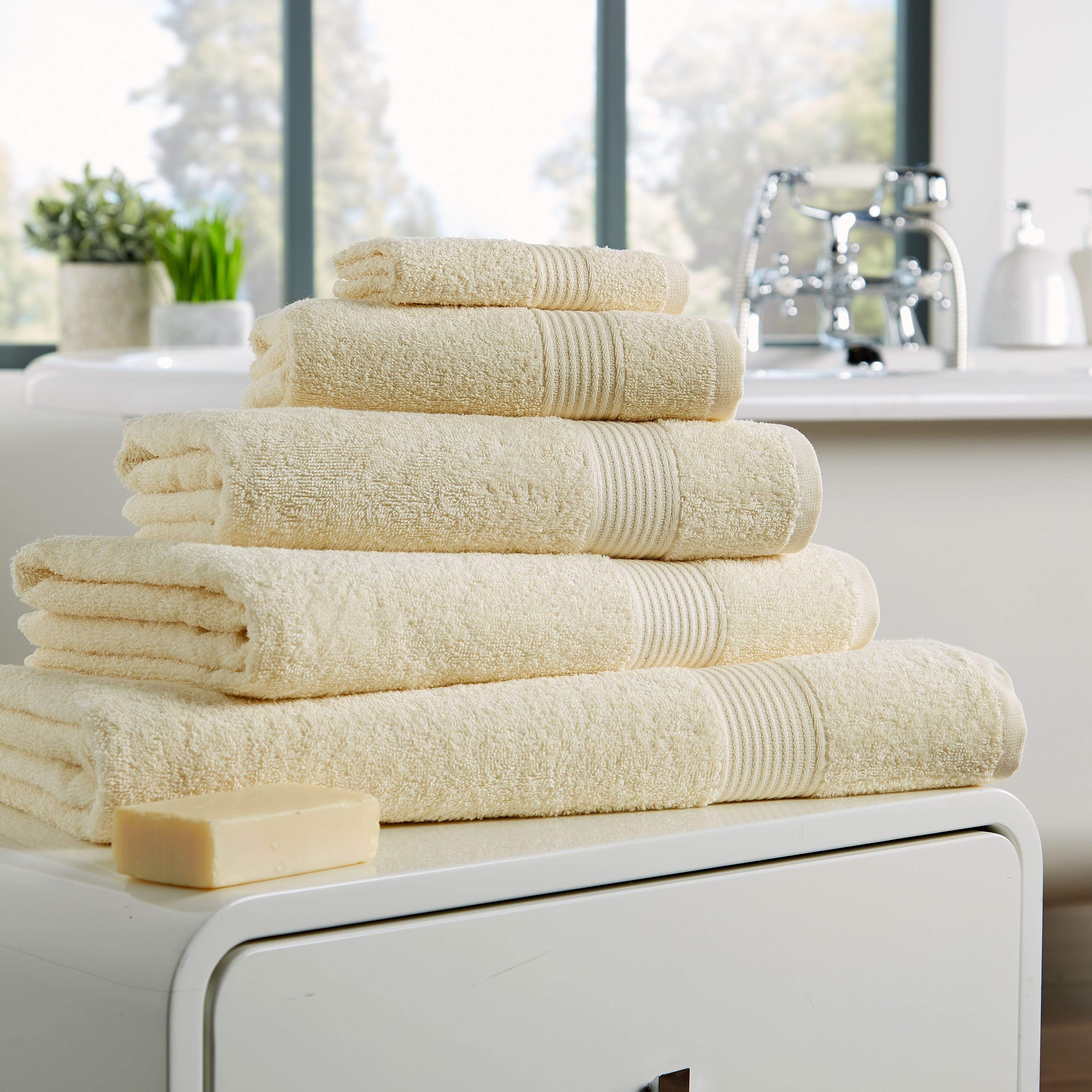 OLIVIA ROCCO Egyptian Cotton Towels 500GSM High Absorbency Soft Durable OEKO TEX Certified Various Sizes Elegant Assorted Colours