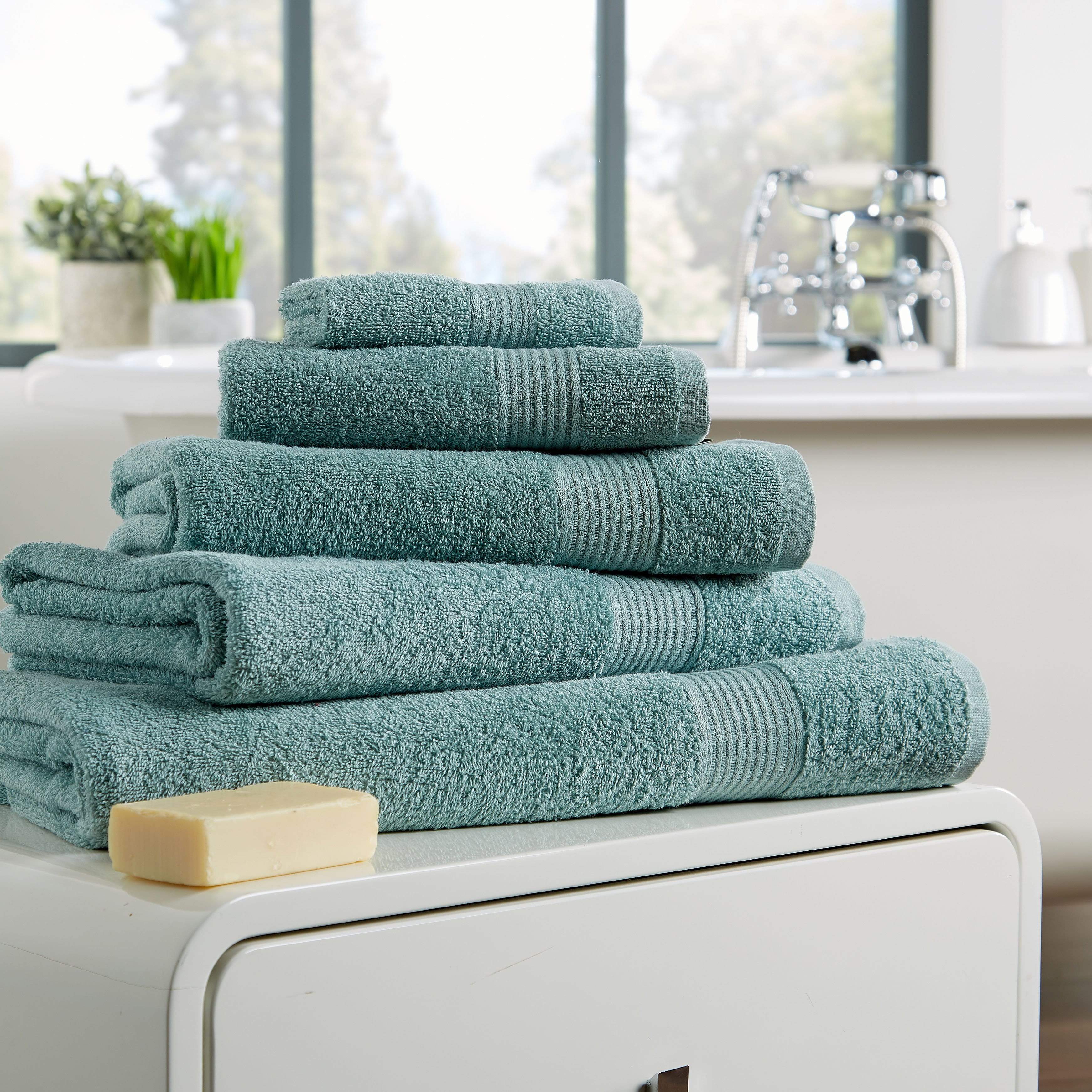 OLIVIA ROCCO Egyptian Cotton Towels 500GSM High Absorbency Soft Durable OEKO TEX Certified Various Sizes Elegant Assorted Colours