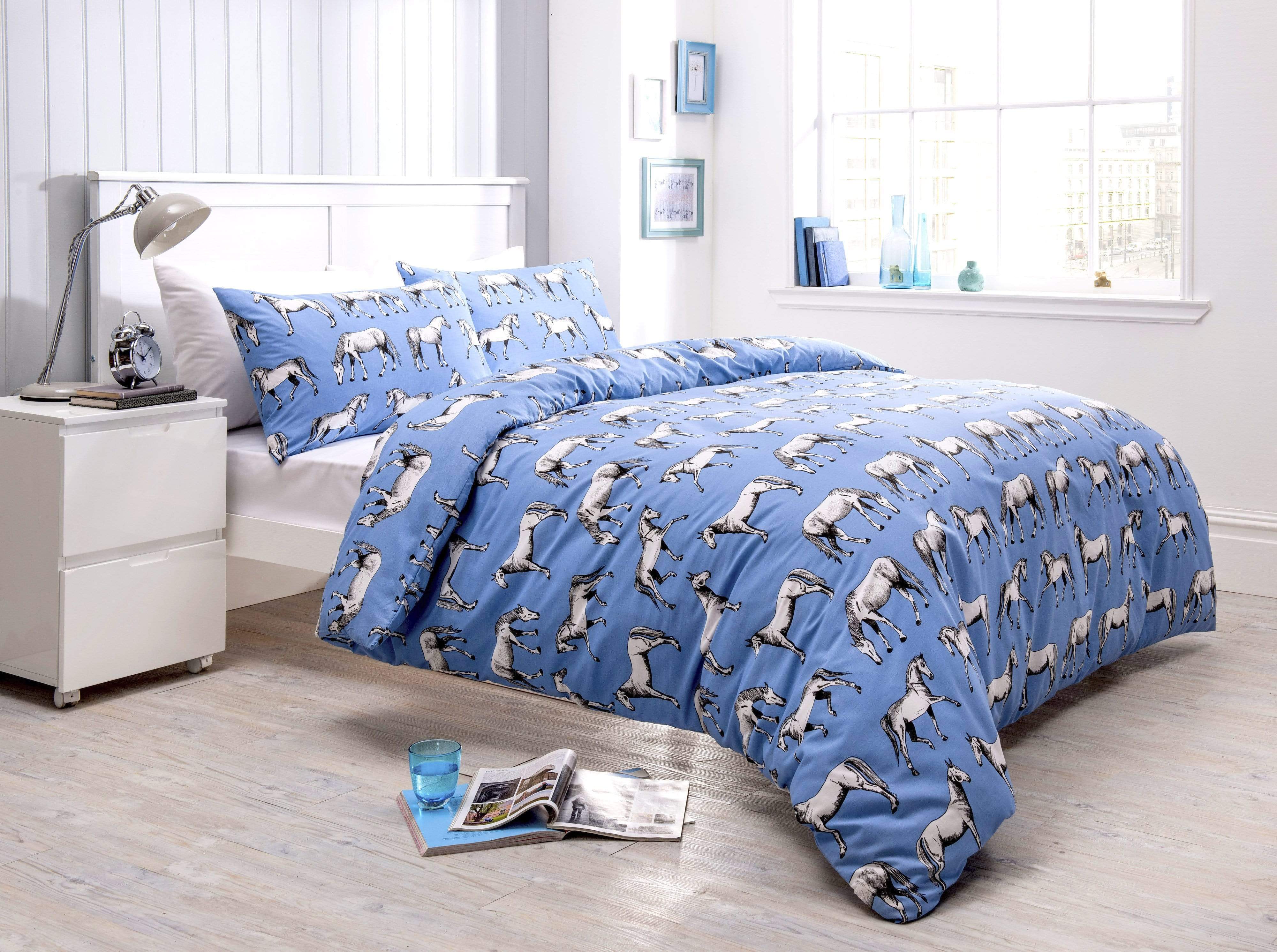OLIVIA ROCCO Horses Design Cotton Rich Duvet Set Single and Double Sizes Bold Colours Breathable Bedding and Pillow Cases