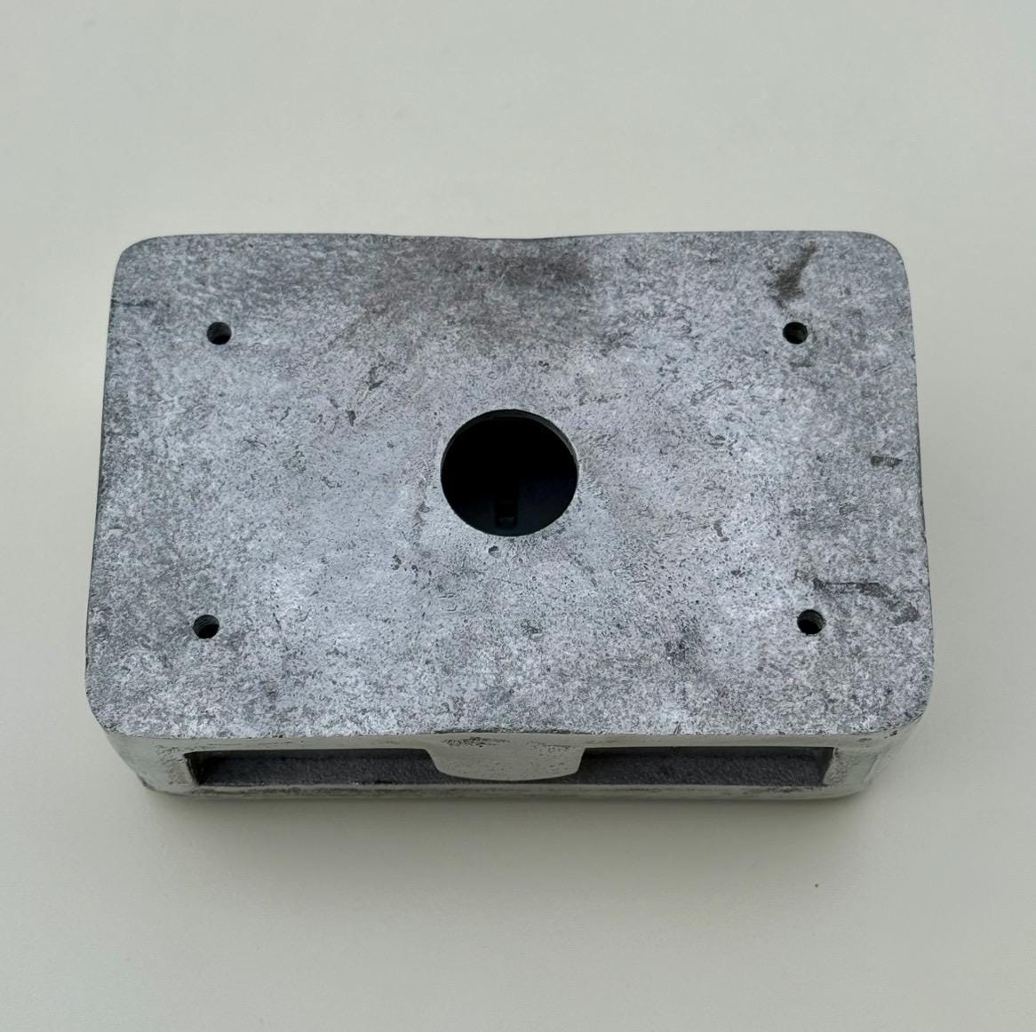 Mirror Finish Switched 13A Double Socket 230V 2 Gang 2G Socket Cast Metal Conduit Switch Industrial