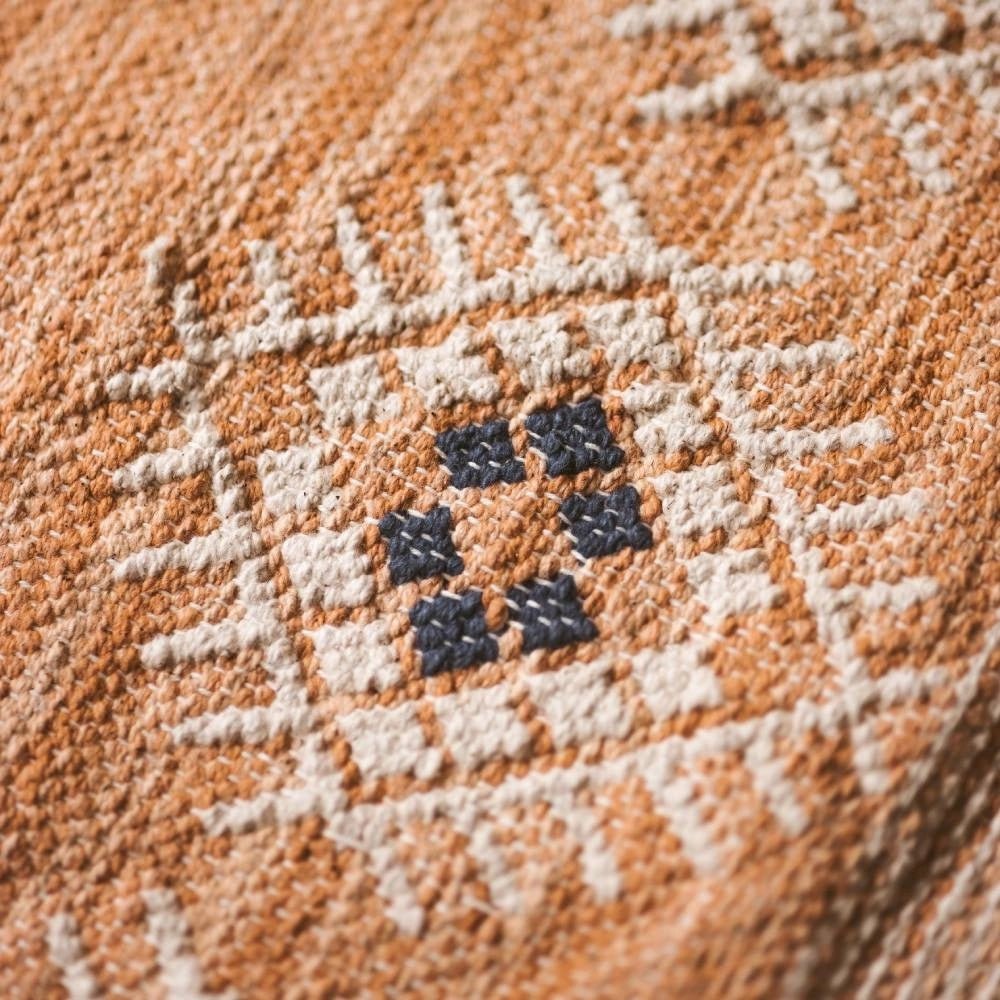 Ira | Woven Cotton Rug | 140 X 200 cm - Zestio