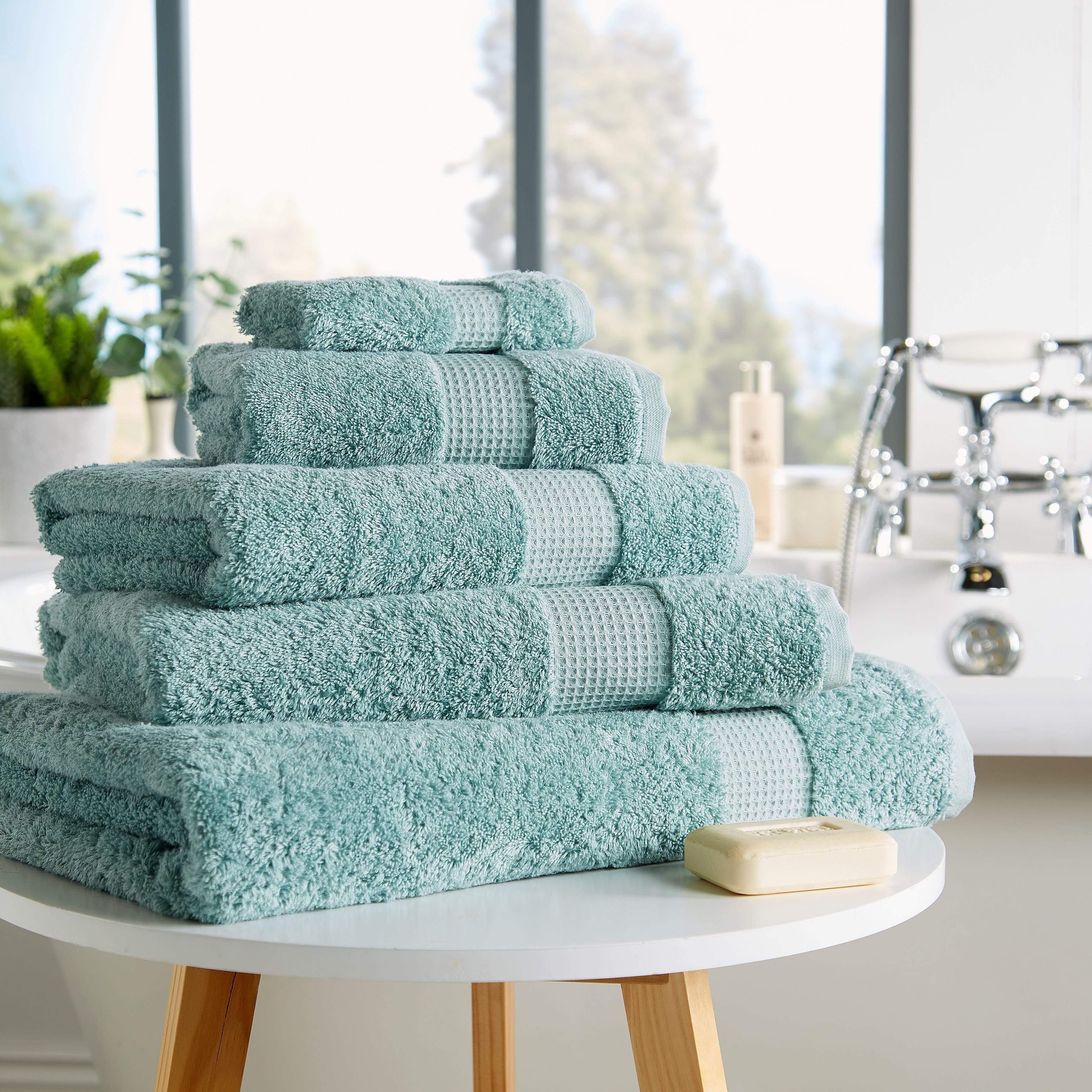 OLIVIA ROCCO Luxe 700GSM Egyptian Cotton Towels Ultra Soft High Absorbency Bath Towels XL Bath Sheets OEKO TEX Certified Premium