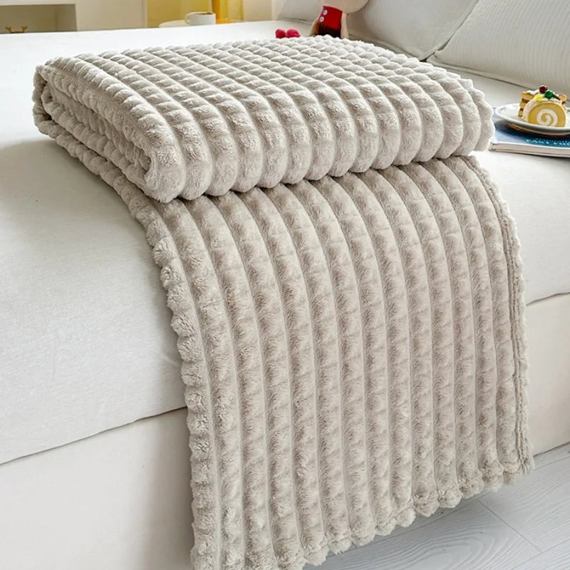 Luxury Imitation Fur Flannel Blanket – Ultra-Soft Winter Throw for Bed, Sofa, or Office Nap