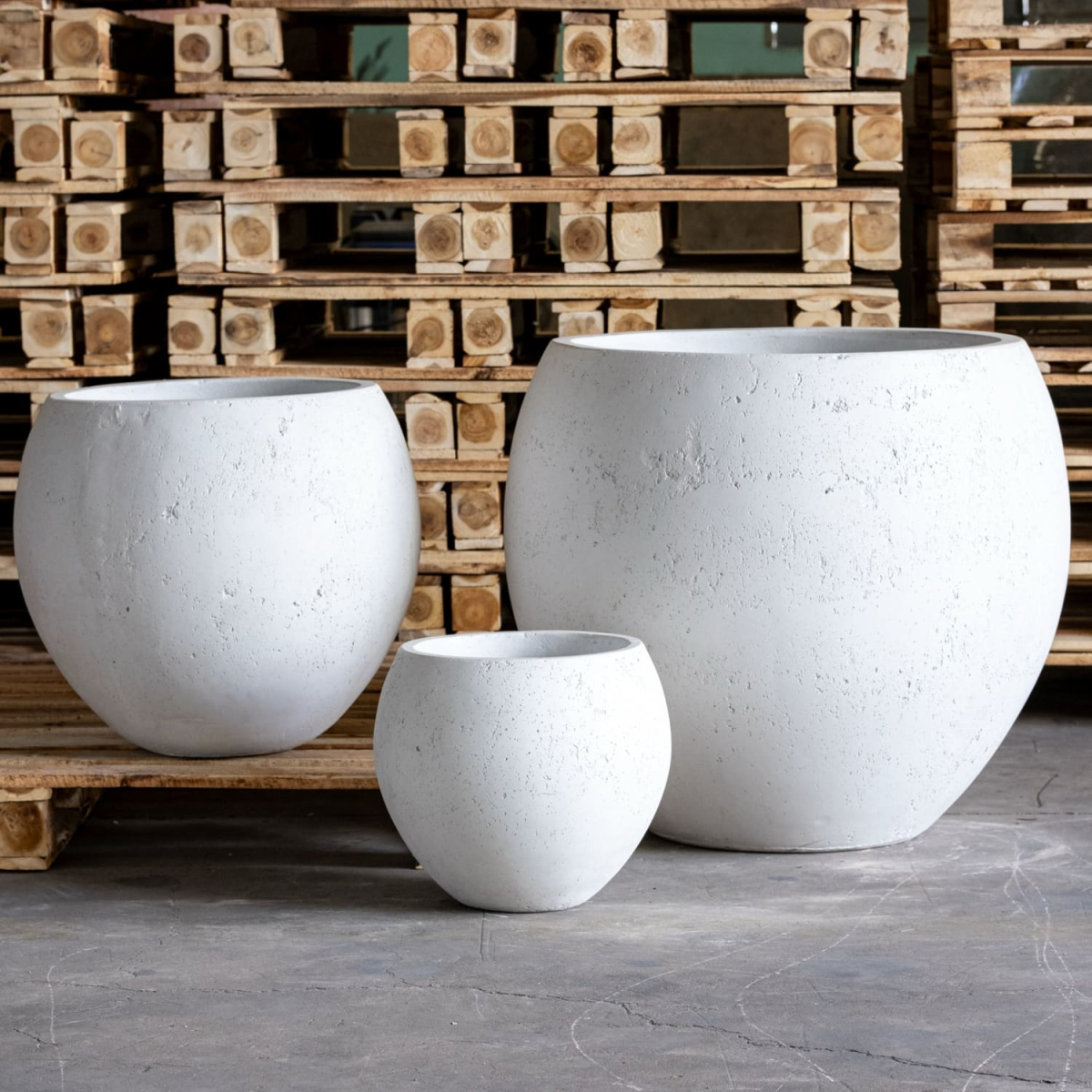 Orbello | White Mist – 70cm Extra Large Concrete Sphere Planter – 207L Round Plant Pot