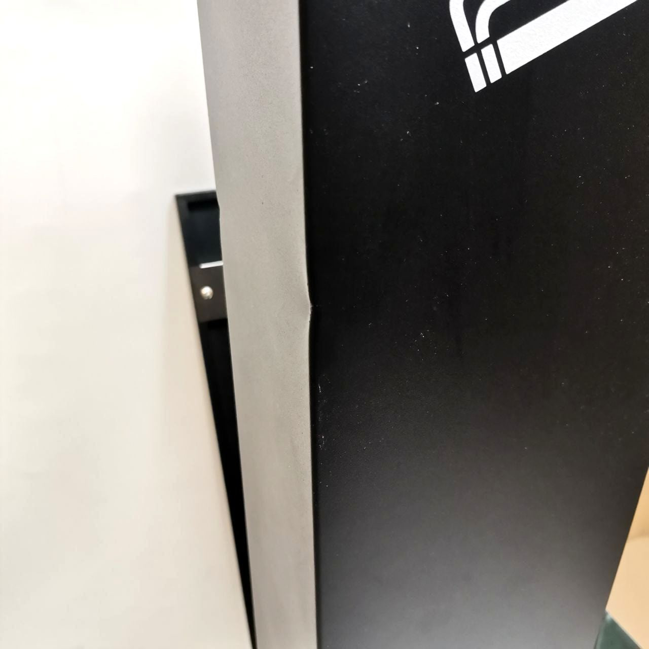 Nisorpa 1.2M Free Standing Stainless Steel Trash Bin w/Key, Indoor/Outdoor Use