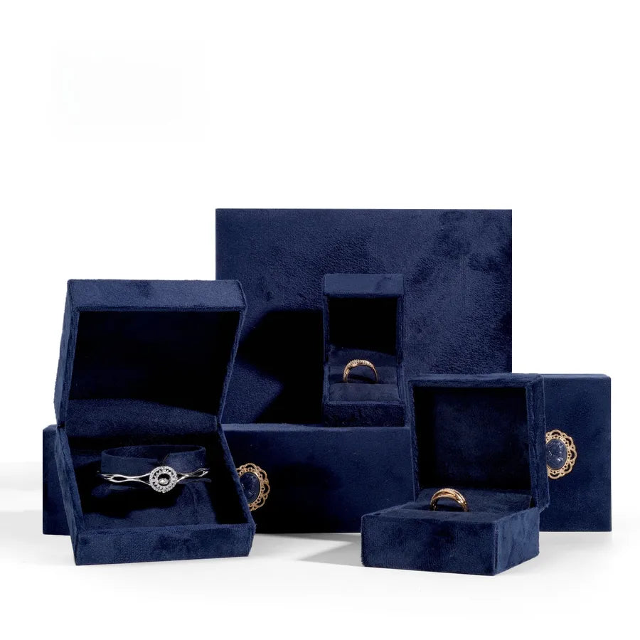 1 Piece Flannel Elegant Simple Style Daily Date Solid Color Jewelry Boxes