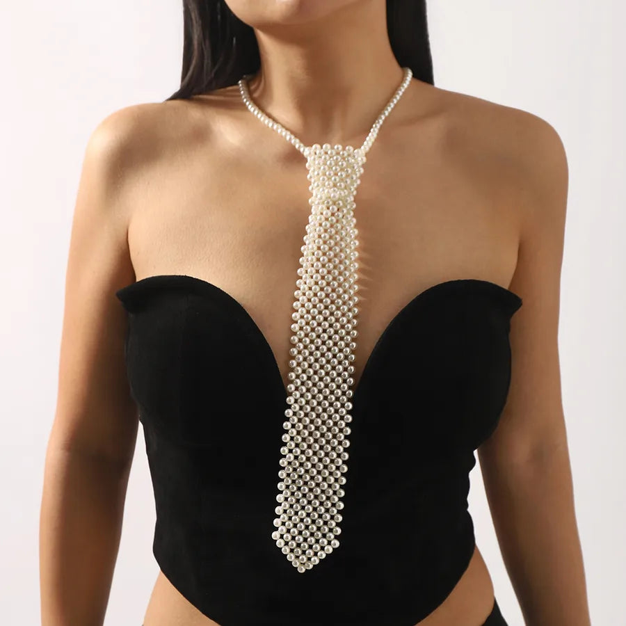 Geometric Elegant Classic Style Imitation Pearl Women's Tie