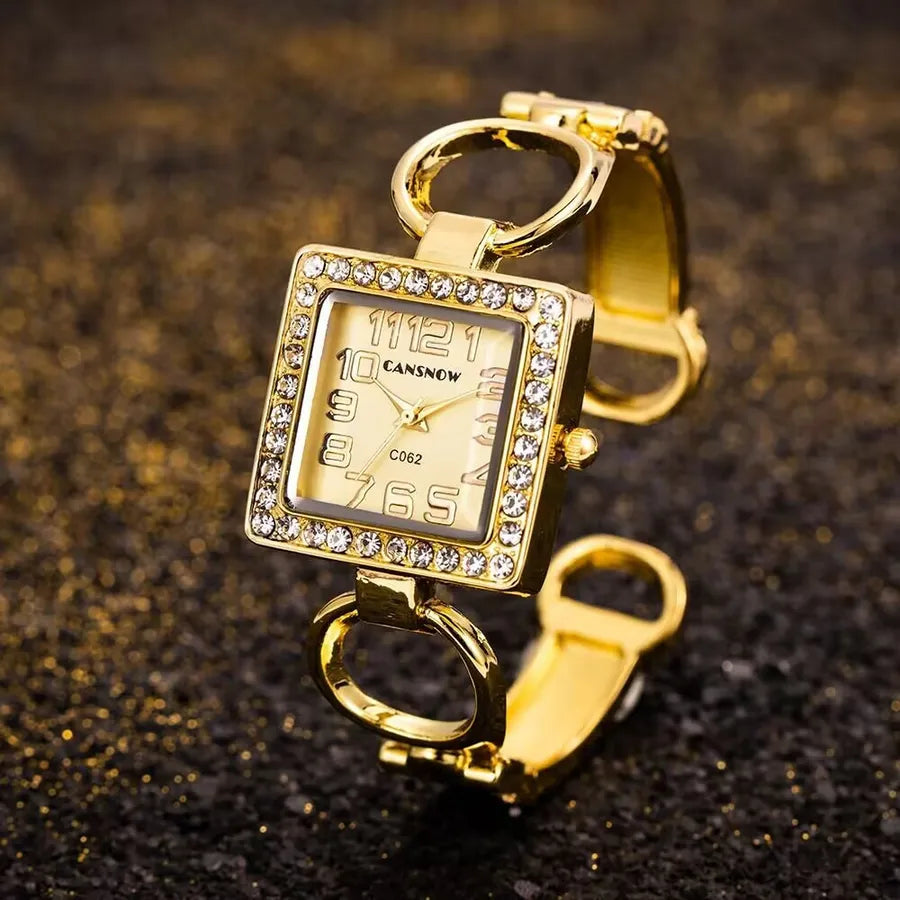 Vintage Style Classic Style Geometric One Piece Buckle Quartz Watch Women's Watches