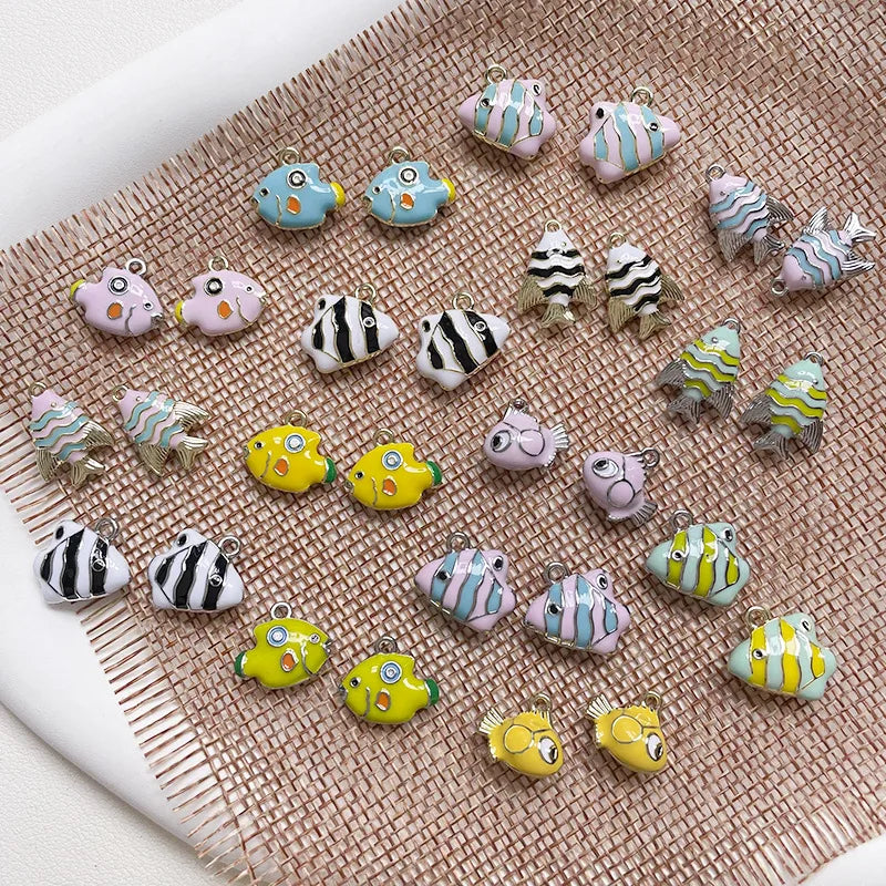Ocean Tropical Striped Color Block Small Fish Pendant Alloy Enamel DIY Handmade Small Charms Beaded Jewelry