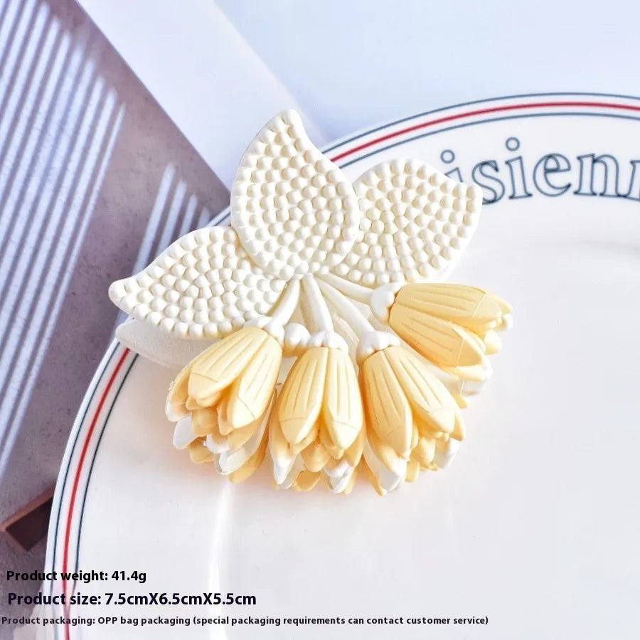 Cute Women's tulips Plastic Hair Claws