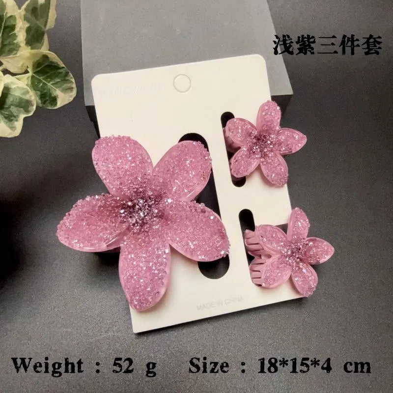 Elegant Classic Style Women's Flower Resin Hair Claws