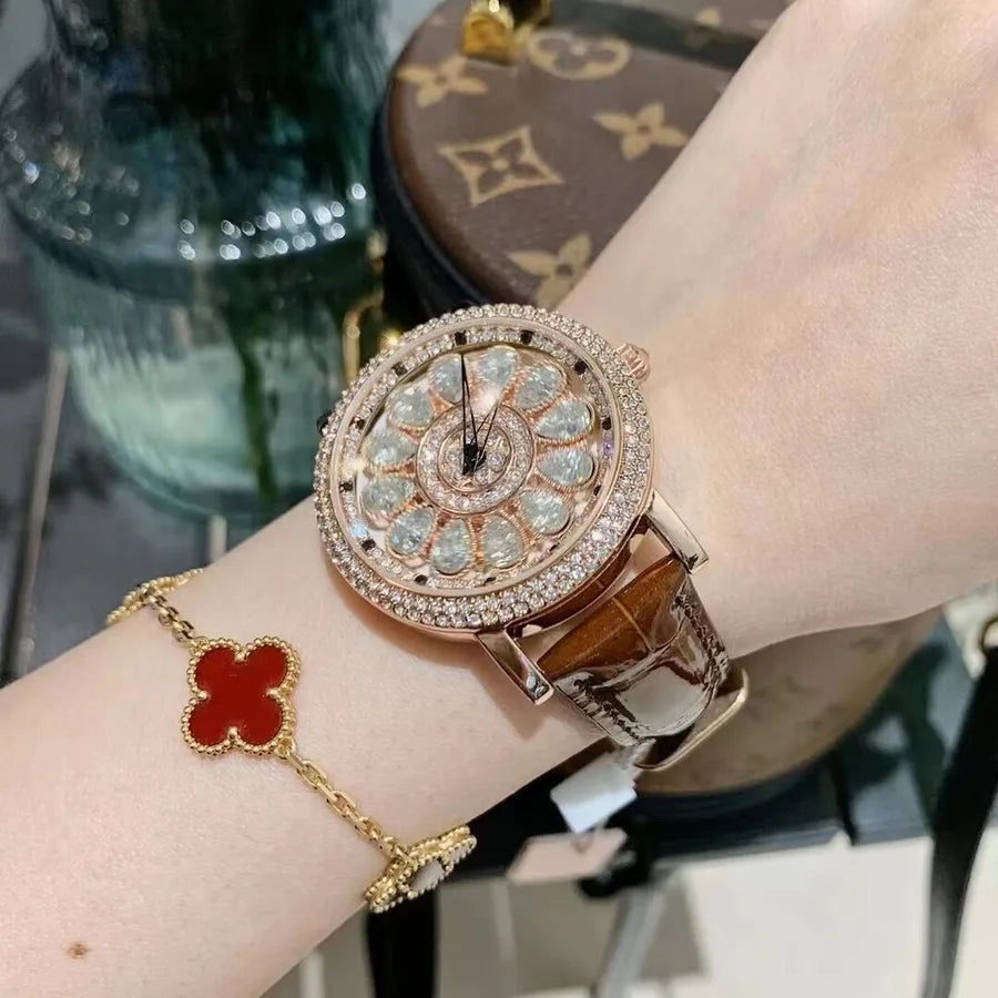 Elegant Luxurious Solid Color Buckle Quartz Watch Women's Watches