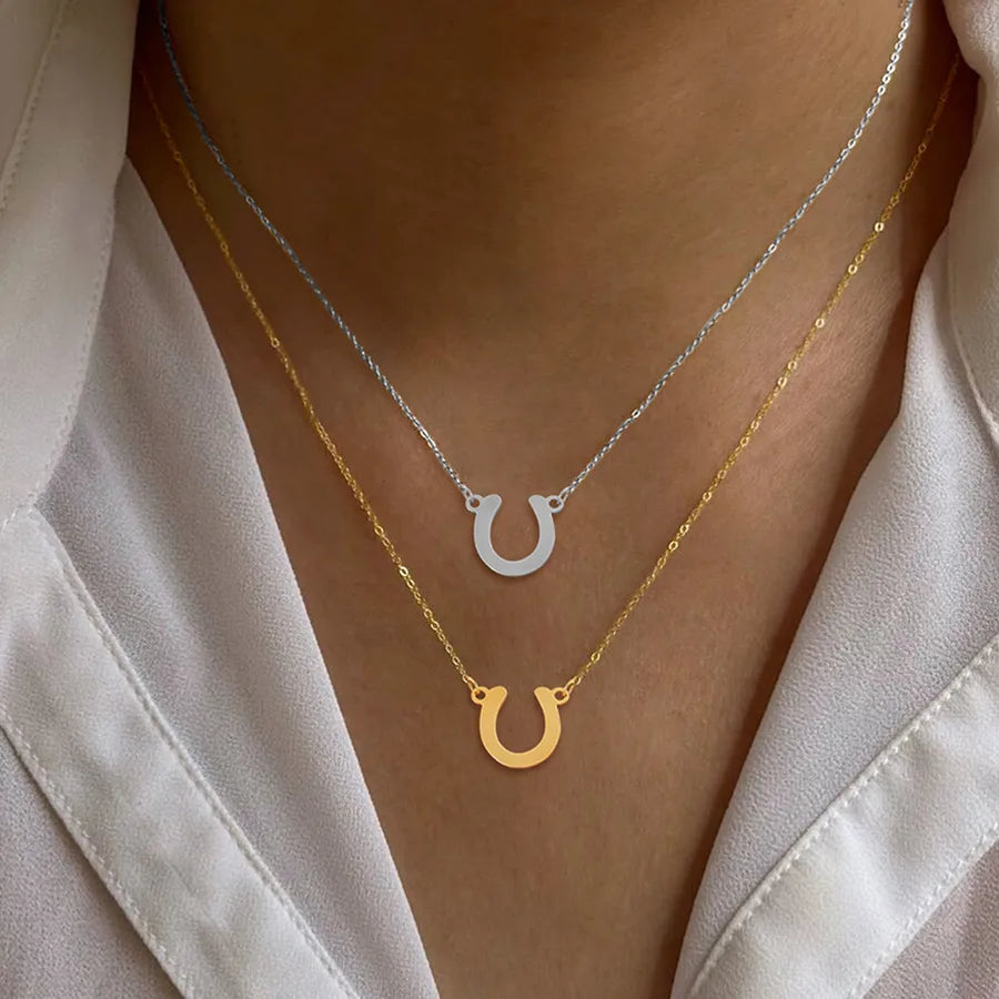 Wholesale Jewelry Simple Style Classic Style Horseshoe 201 Stainless Steel 304 Stainless Steel cable chain Pendant Necklace