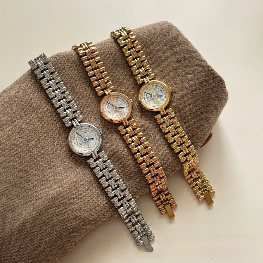Casual Glam Business Round Butterfly Double Snap Quartz Watch