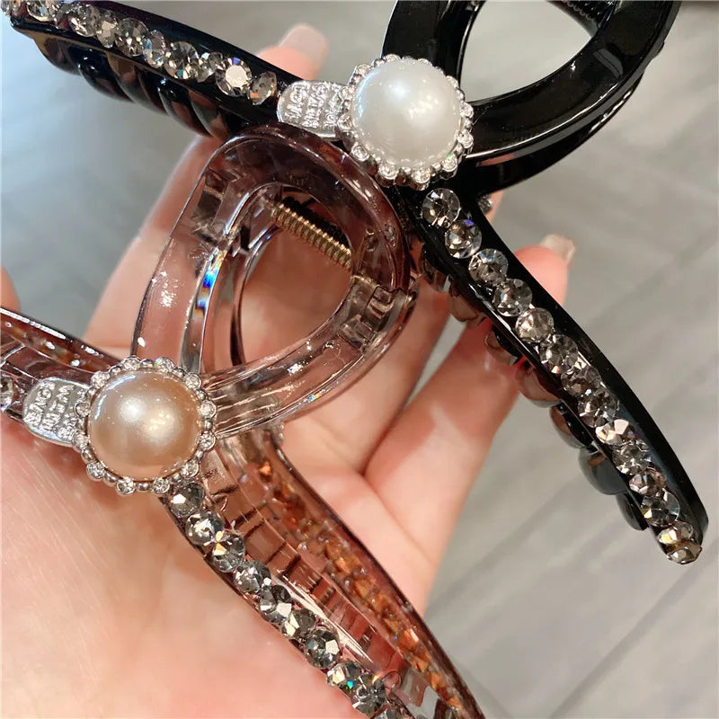 Elegant Pearl Embedded Diamond Acrylic Hair Claw Women's Large Transparent Simple Luxury Sweet Headwear Fashionable Hairpin