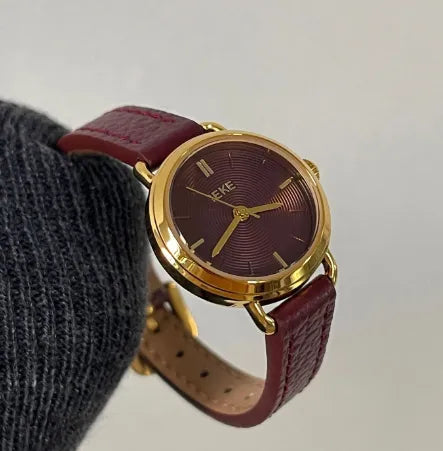 Retro Classic Style Geometric Buckle Quartz Watch Women's Watches