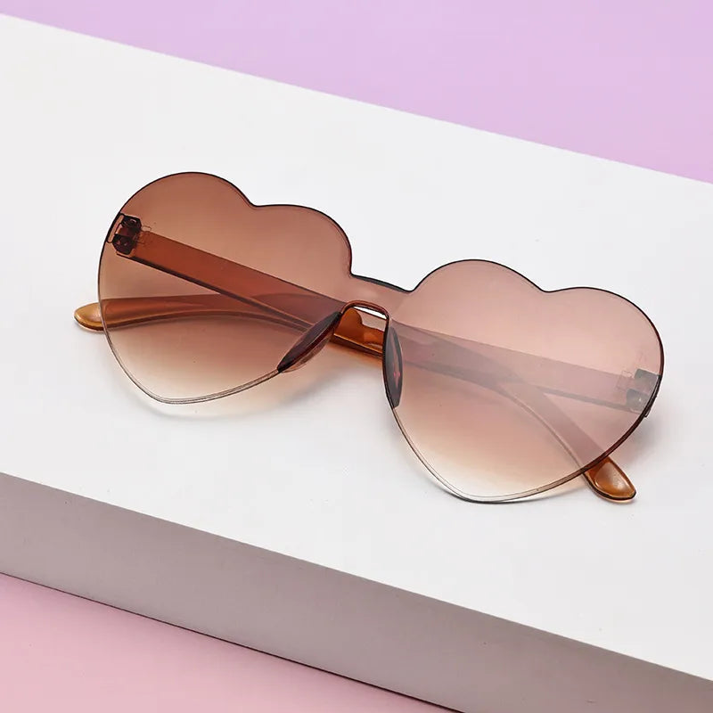 Novelty Modern Style Heart Shape Pc Gradient Tinted Lenses Special-Shaped Mirror Full Frame Kids Sunglasses