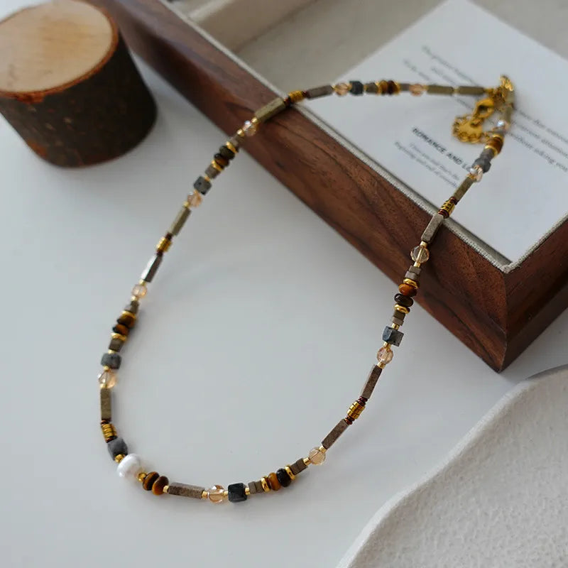 Elegant Retro Printing Beaded natural stone Freshwater Pearl Necklace In Bulk