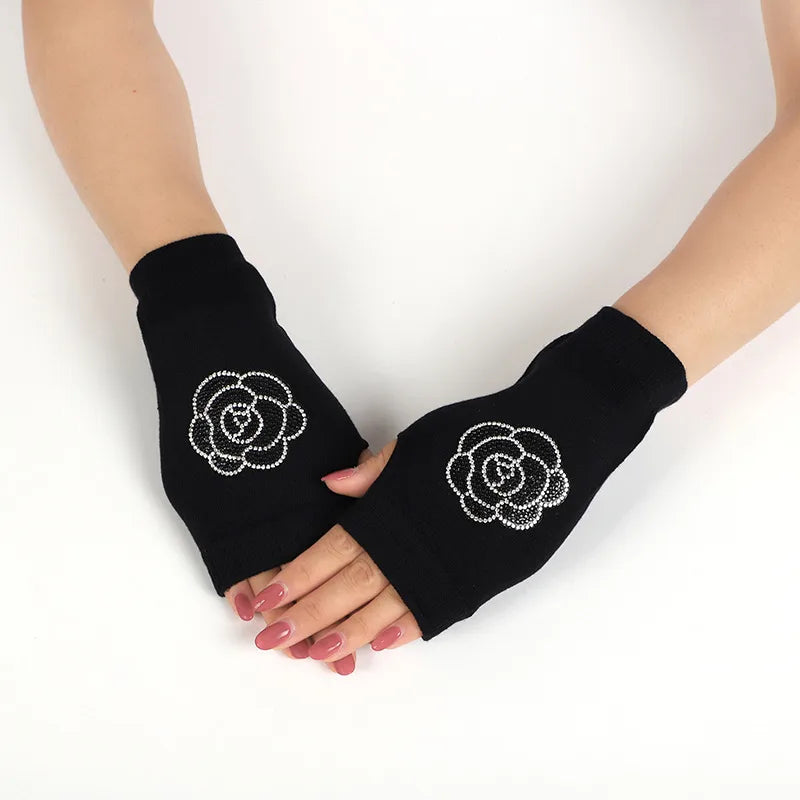 unisex retro bear owl flower knitted fabric gloves 1 pair
