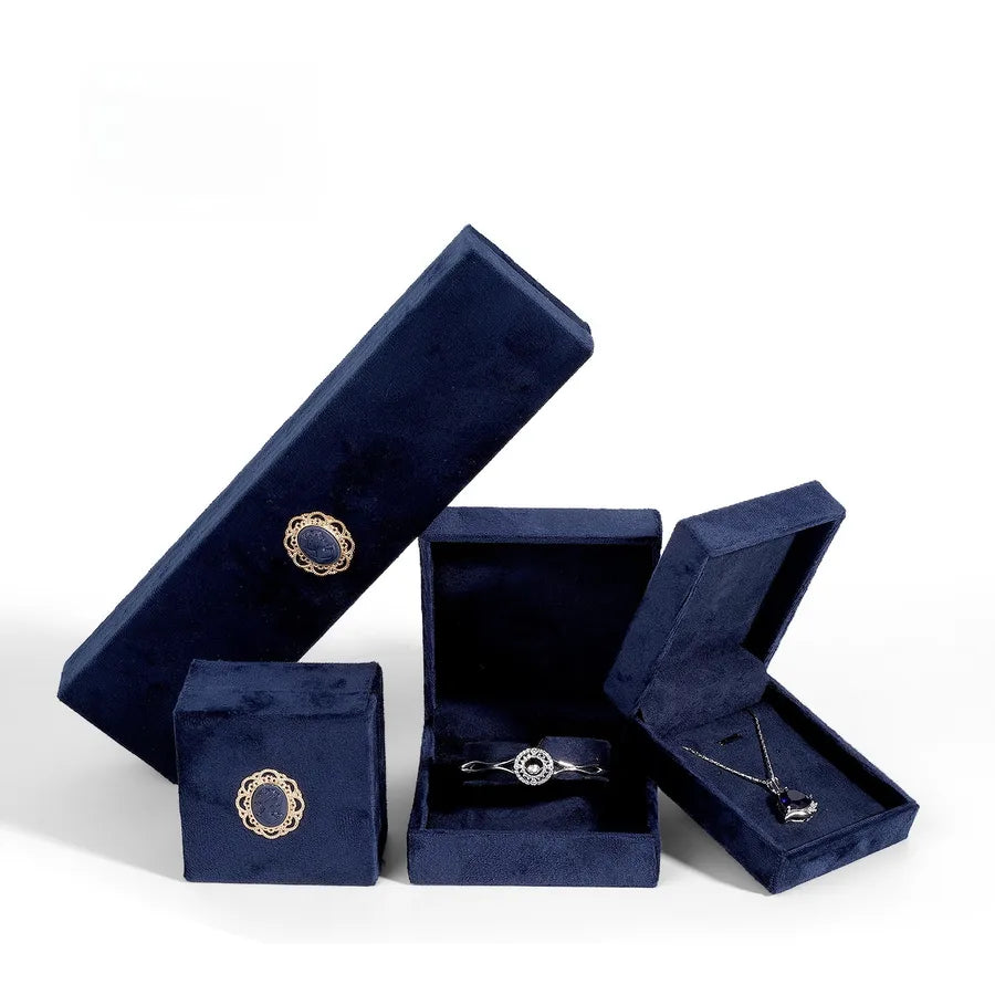 1 Piece Flannel Elegant Simple Style Daily Date Solid Color Jewelry Boxes