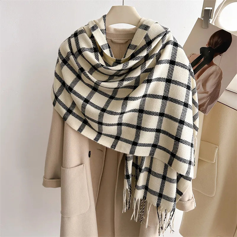 Unisex Elegant Simple Style Lattice Polyester Tassel Scarf
