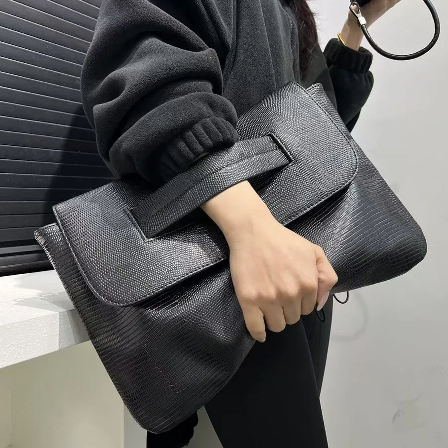 Women's Large Pu Leather Solid Color Elegant Streetwear Square Flip Cover Envelope Bag