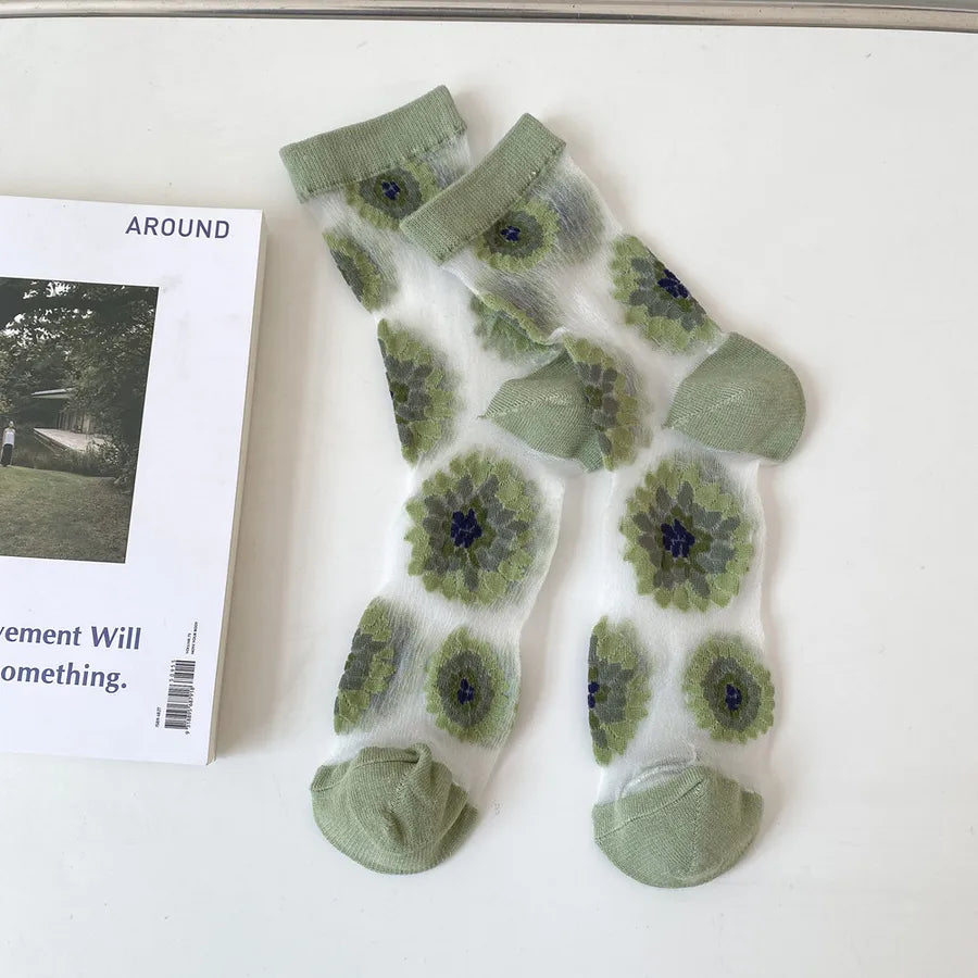 A Pair Cute Women's Flower Cotton Crew Socks