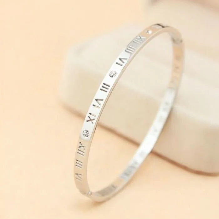 Vintage Style Simple Style Maple Leaf 304 Stainless Steel Zircon cable chain Bangle In Bulk