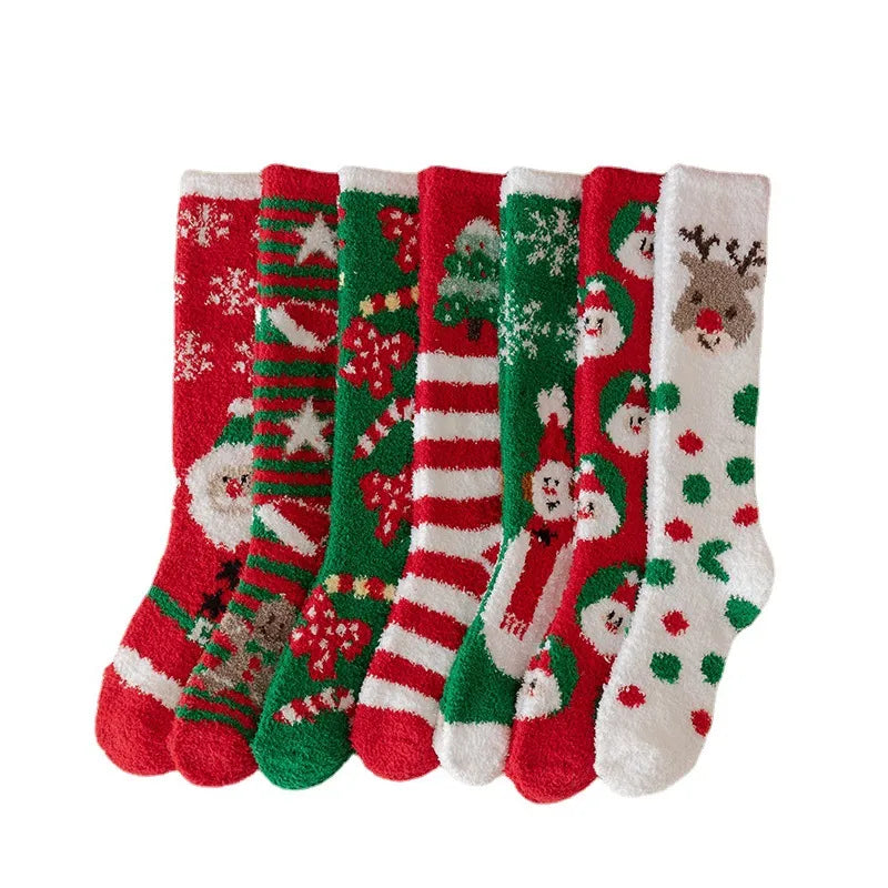 Christmas Christmas Women's Cartoon Polyester Jacquard Crew Socks A Pair