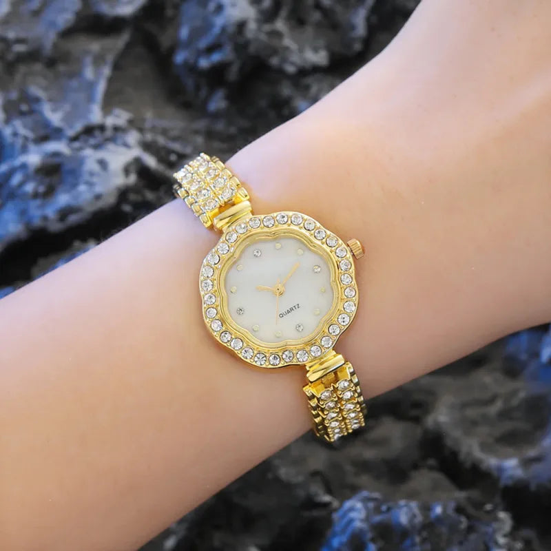 Elegant Modern Style Geometric Jewelry Buckle Quartz Watch Women's Watches