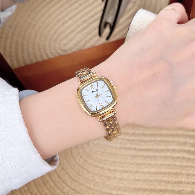Fashionable Minimalist Square Ladies Quartz Watch Bracelet Stylish Stainless Steel Band Friend Gift Gold Tone Trendy Wristwatch