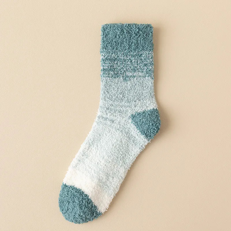 Classic Style Men's Gradient Color Polyacrylonitrile Fiber Crew Socks A Pair