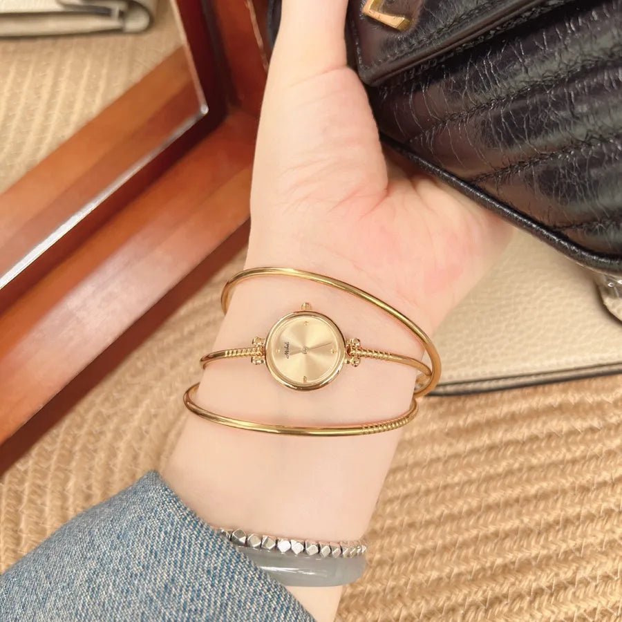 Waterproof Gold Quartz Watch Bracelet Style Three Rings Ladies Elegant Fashion Stainless Steel Band Mineral Glass Face Round Dial