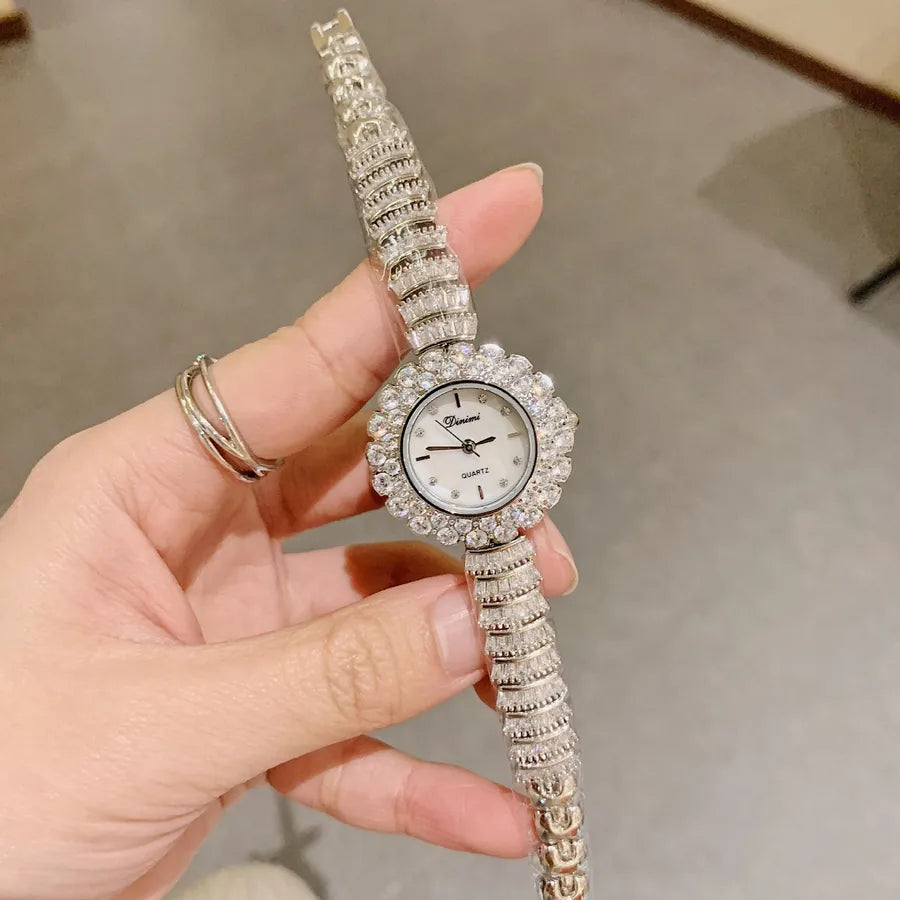 Elegant Shiny Solid Color Jewelry Buckle Quartz Watch Women's Watches
