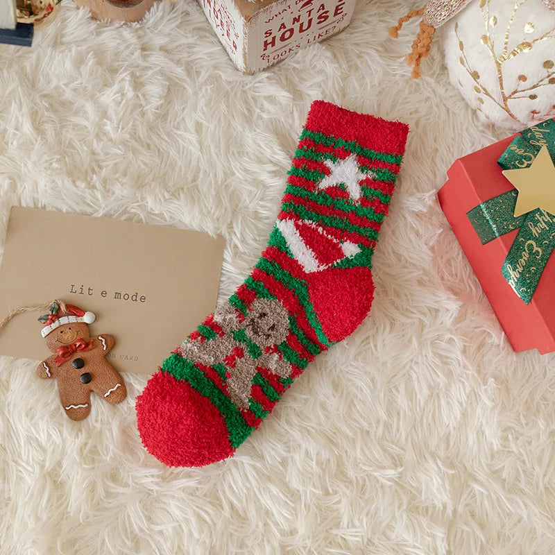 Christmas Christmas Women's Cartoon Polyester Jacquard Crew Socks A Pair