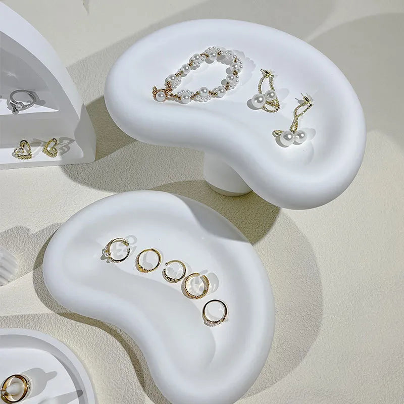 Creative Plaster Jewelry Display Stand Ring Holder Necklace Rack Shop Decoration Nordic Style Unique Design Jewelry Cabinet