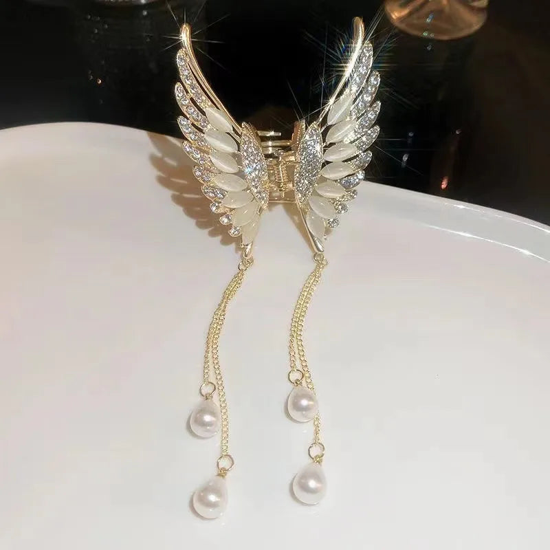Alloy butterfly hairpin Korean high-end sense exquisite pearl tassel hair accessories half hair clip women's headdress wholesale