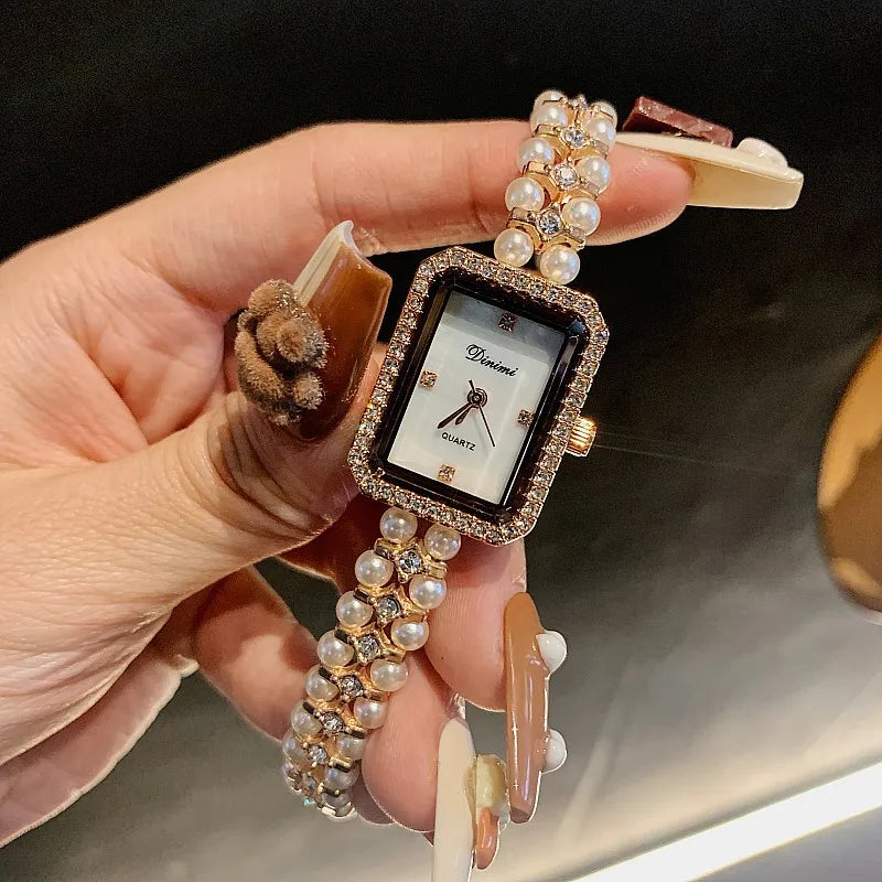 Elegant Vintage Style Geometric Jewelry Buckle Quartz Watch Women's Watches
